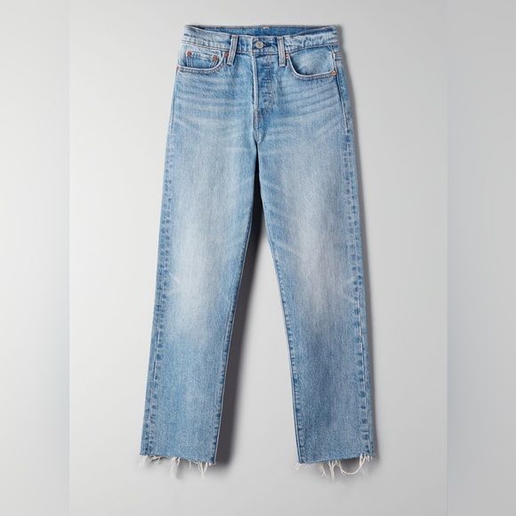 Levi's Denim - Levi's Women's Blue Jeans size 25 straight wedgie denim pants buttons